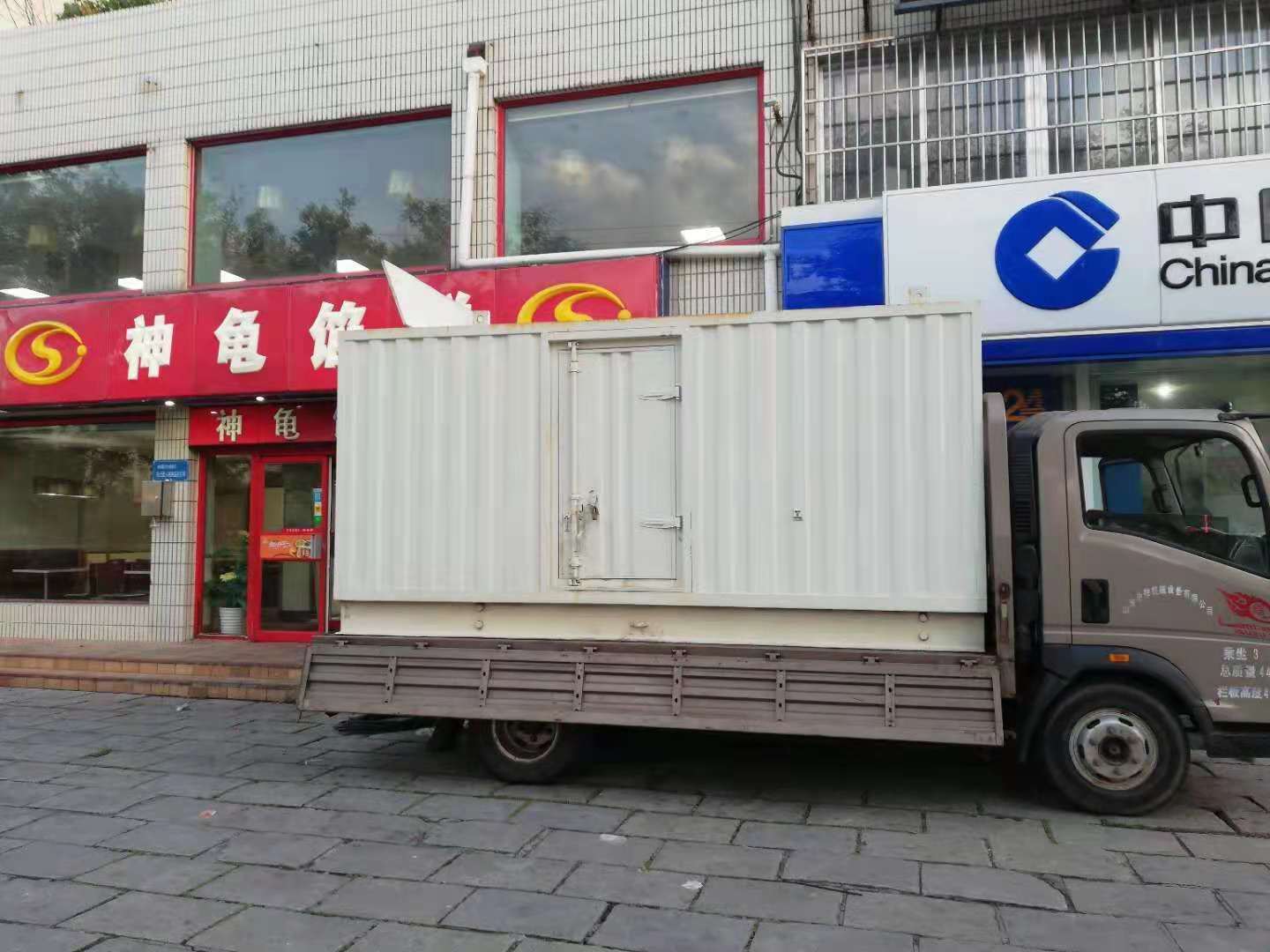 阿拉善出租发电机-柴油发电机组错误的启动方式